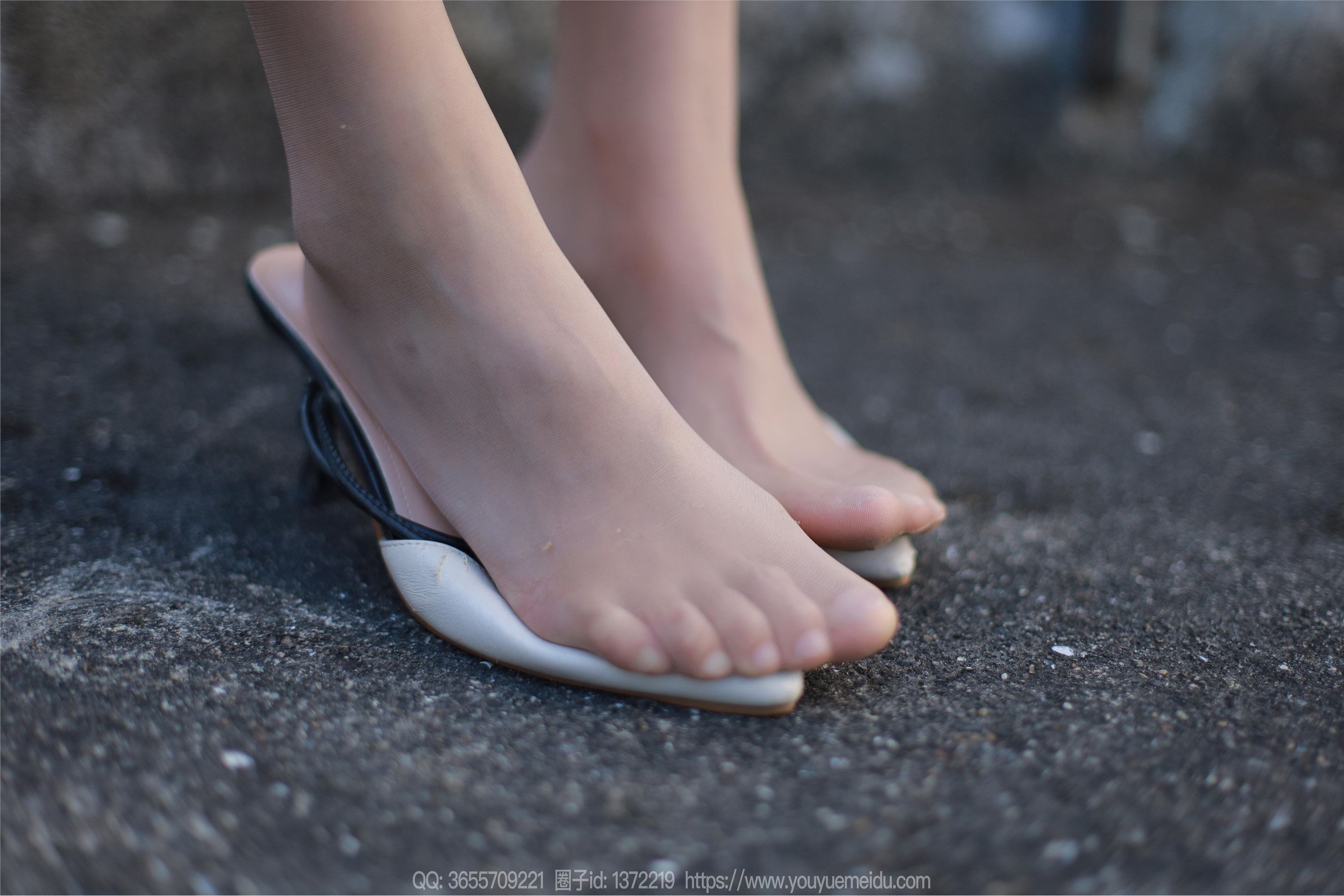 IESS异思趣向  2023.12.13 丝享家 1610 小宝《雪白的毛衣》